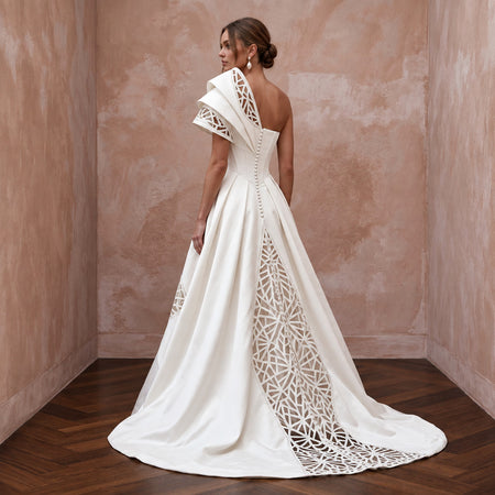 Sculptural Off-White Taffeta One-Shoulder A-Line Gown