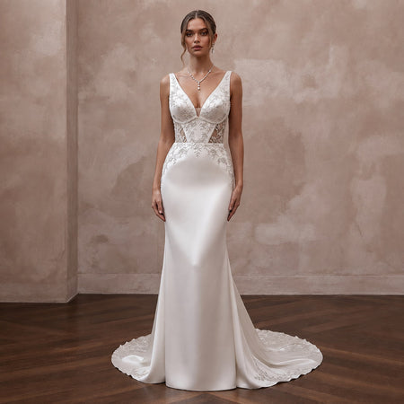 Second Wedding Satin Wedding Dress with V-Neck and Sheath Silhouette