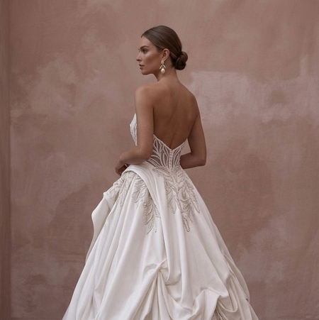 Strapless Wedding Dresses with Elegant Draped Satin