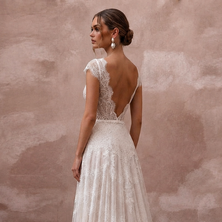 Sweetheart Neck Wedding Dresses with Delicate Lace Trim