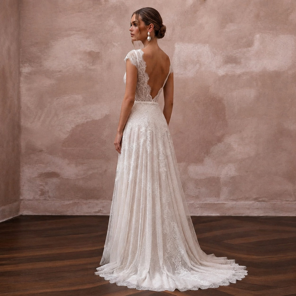 Sweetheart Neck Wedding Dresses with Delicate Lace Trim Secondary image