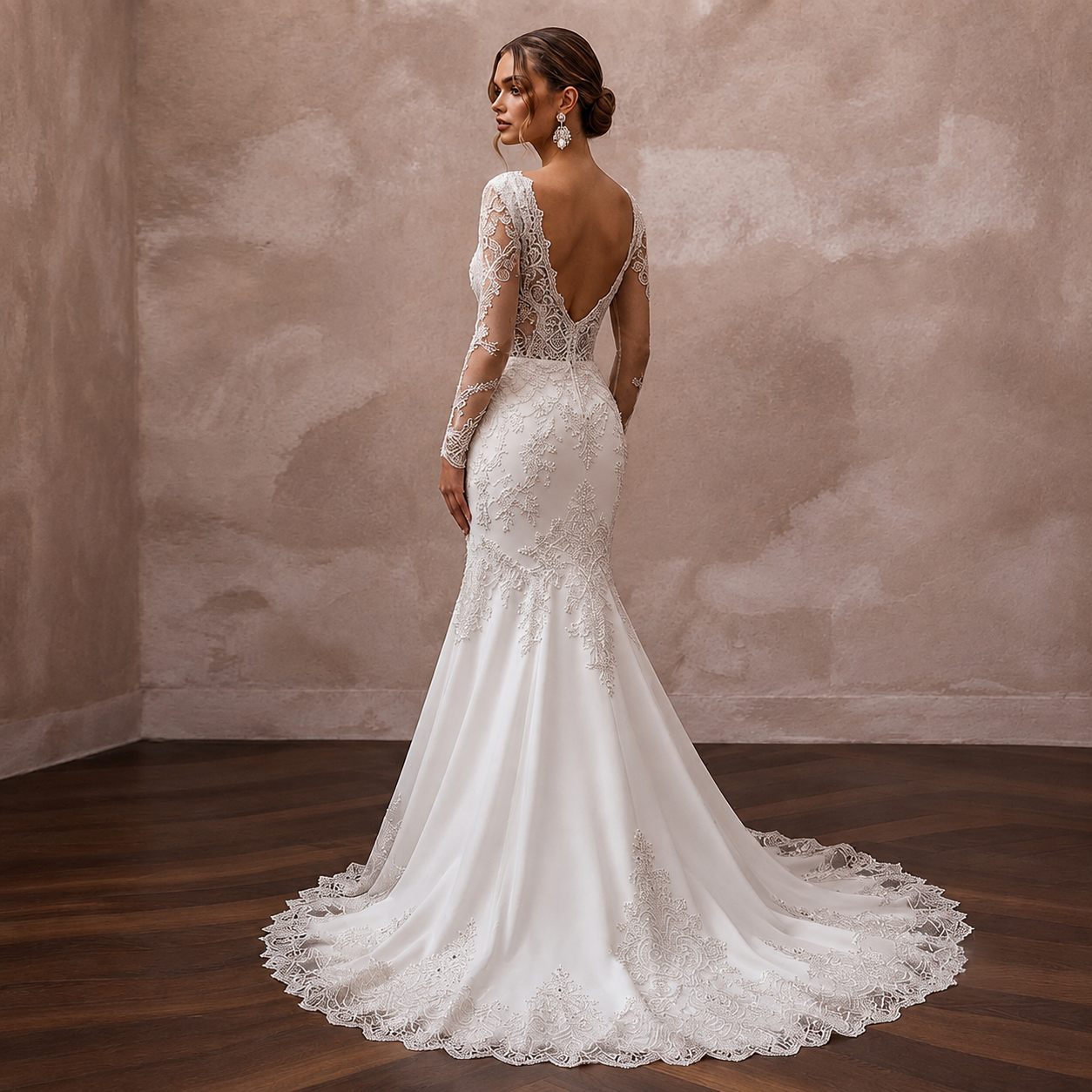 Trumpet Wedding Dresses with Crystal Lace Appliqués