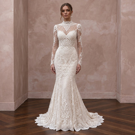 Vintage-Inspired Cream Chantilly Lace Long Sleeve Mermaid Wedding Dress