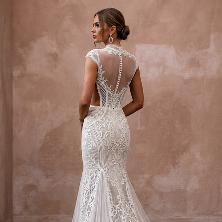 Vintage Lace Mermaid Wedding Dress with Open Back