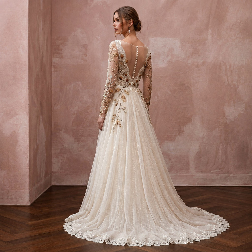 Vintage Tulle Bridal Dress for an Autumn Wedding