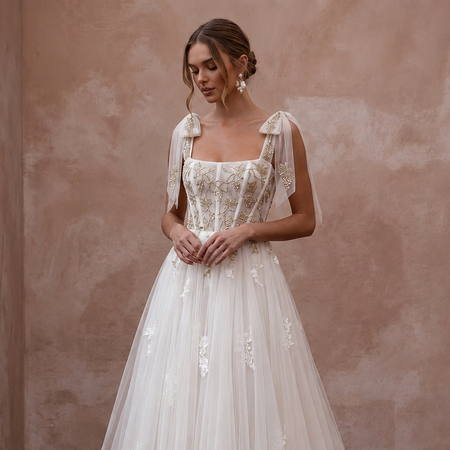 Vintage Tulle Bridal Gown for a European Winery Wedding