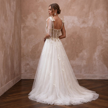 Vintage Tulle Bridal Gown for a European Winery Wedding