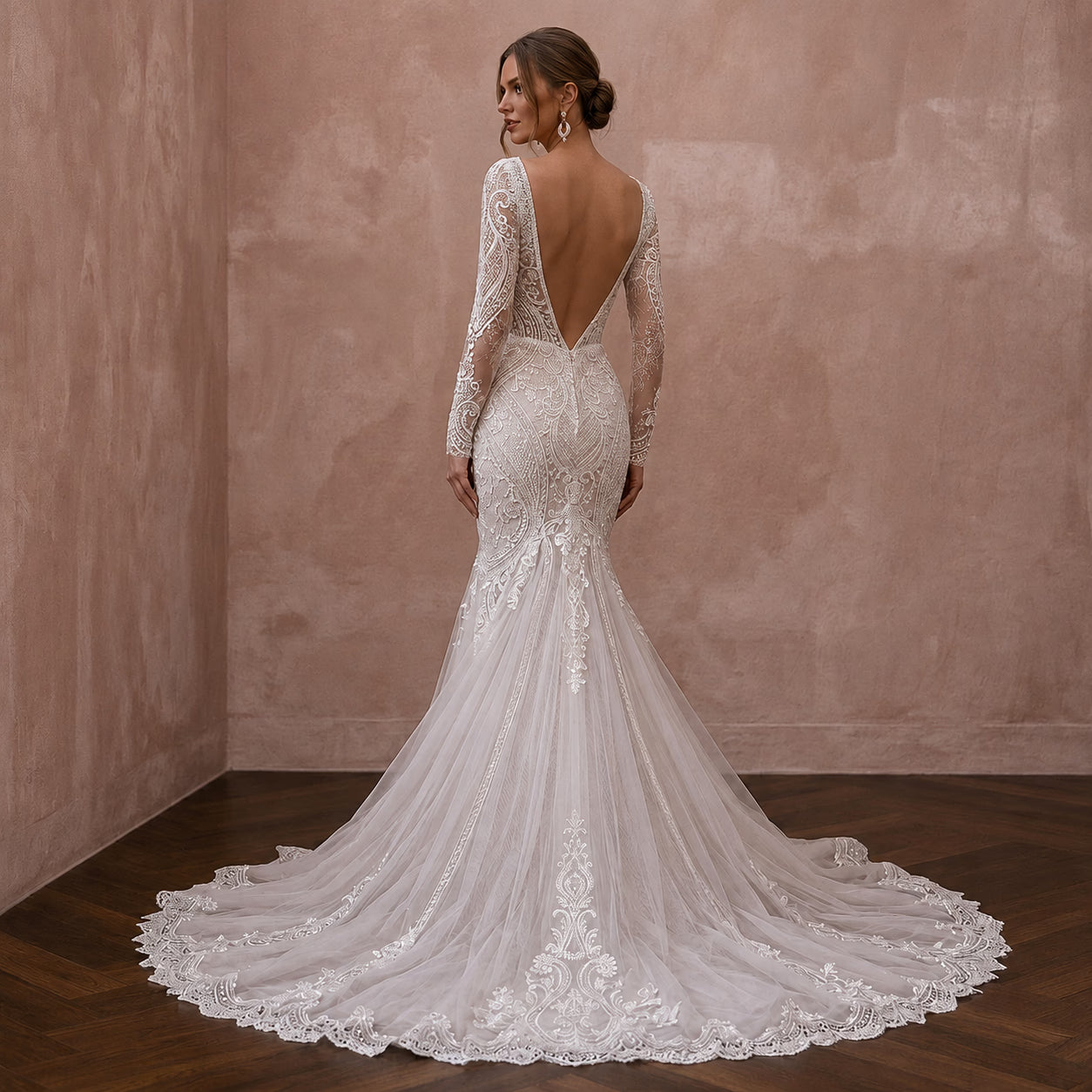 Vintage Tulle Mermaid Wedding Dress with Long Sleeves Secondary image