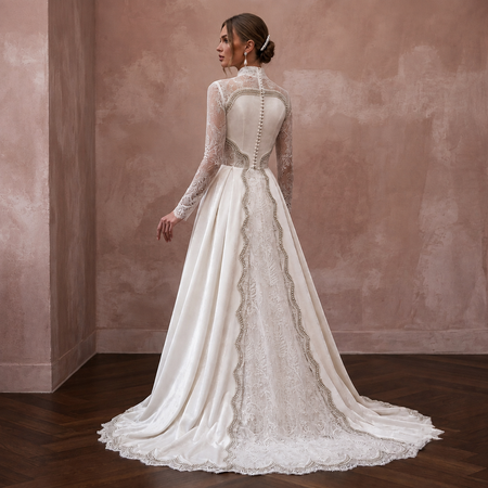 Winter Wedding Dresses with Velvet and Lace Elegance